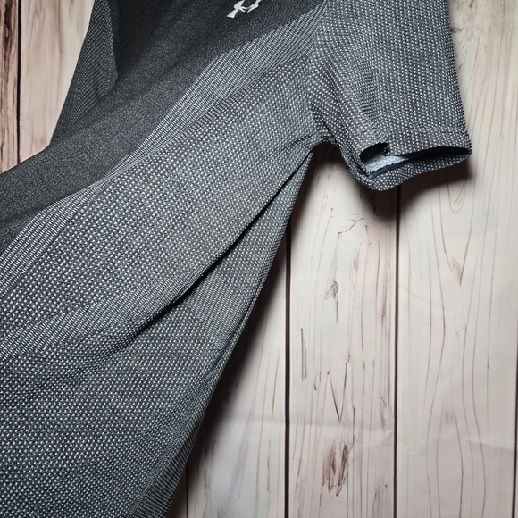 Under Armour Black and Gray Threadborne Tee Men's Medium - Picture 4 of 5